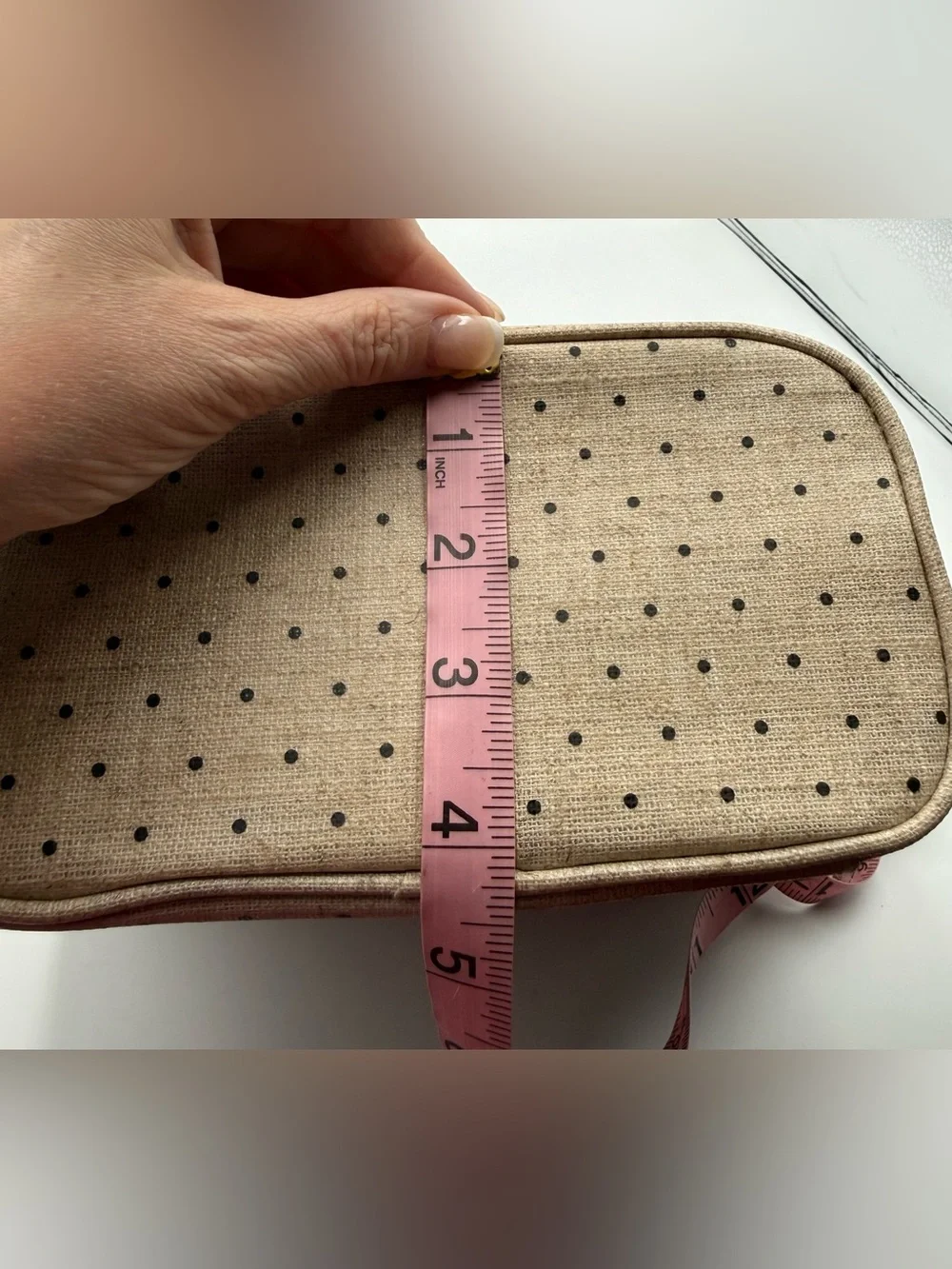 Kate Spade New York Out to Lunch insulated Tote Bag Deco Dots Beige /Black